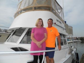 Rhonda and Joe are thrilled with their Mainship 39 single engine with bow thruster. Mainship 39 Trawler Training in Baltimore